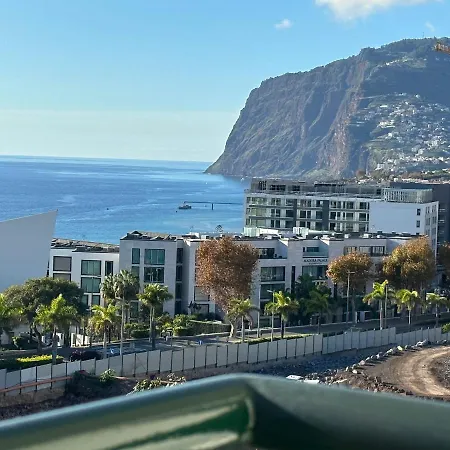 Plaza Near Forum Madeira - For Rent Apartman Funchal