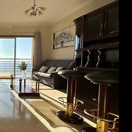 Appartamento Plaza Near Forum Madeira - For Rent *