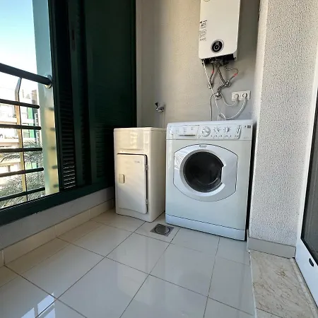 Plaza Near Forum Madeira - For Rent Appartamento *
