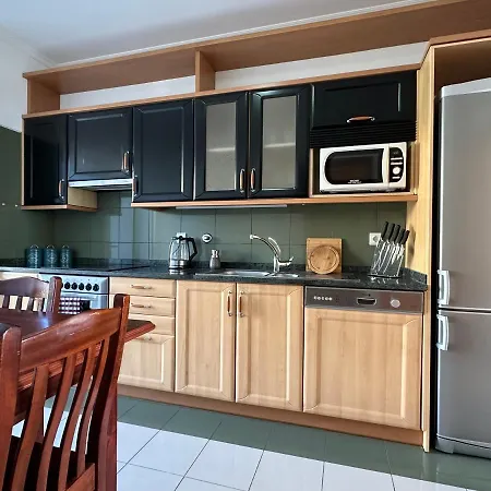 Plaza Near Forum Madeira - For Rent * פונשל